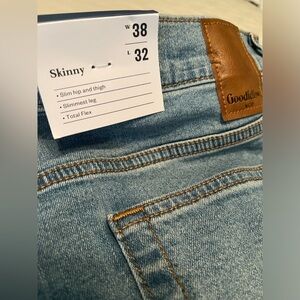 NWT GoodFellow & Co. 38x32 Total Flex Skinny Faded Blue Jeans